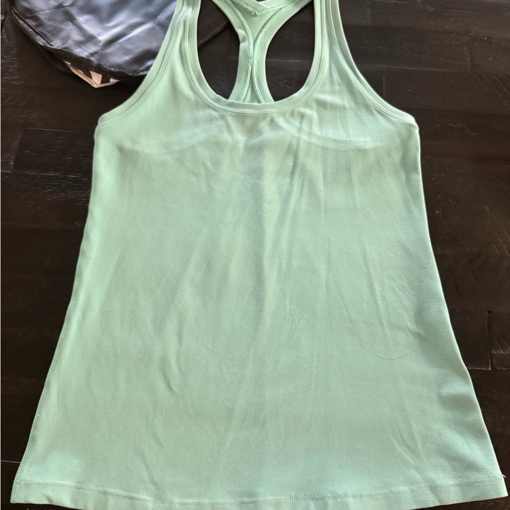 Lululemon Cool Racerback II Tank, Size 6, PO w Tote